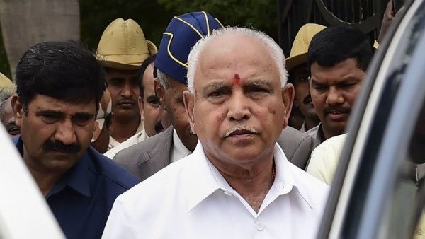 ಸಿಎಂ ಆಗುವ ಮೊದಲೇ ಕುಮಾರಸ್ವಾಮಿ ಆದೇಶಗಳಿಗೆ ತಡೆ ನೀಡಿದ ಯಡಿಯೂರಪ್ಪ