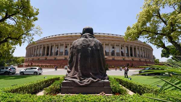 'ಮಾಜಿ'ಗಳಾದರೂ ಸರಕಾರೀ ನಿವಾಸ ಖಾಲಿ ಮಾಡದ 200 ಸಂಸದರು: ಏನ್ ಹೇಳೋಣ ಇವರಿಗೆ?