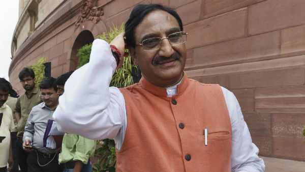 ಸಂಸ್ಕೃತದಿಂದ ಮಾತನಾಡುವ ಕಂಪ್ಯೂಟರ್ ಆವಿಷ್ಕಾರ ಸಾಧ್ಯ!: ಬಿಜೆಪಿ ಸಚಿವ