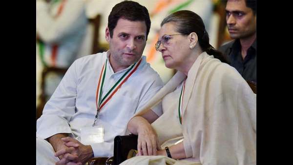 ಸೋನಿಯಾ, ರಾಹುಲ್ ಸೇರಿ ಜಾಮೀನಿನ ಮೇಲಿರುವ ಕಾಂಗ್ರೆಸ್ ನಾಯಕರು ಯಾರ್ಯಾರು?