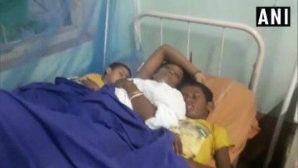 ಪ.ಬಂಗಾಲದಲ್ಲಿ ದೇಗುಲದ ಬಳಿ ಕಾಲ್ತುಳಿದಂಥ ಘಟನೆ; ಇಬ್ಬರು ಸಾವು