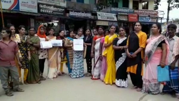 ದೇಣಿಗೆ ಸಂಗ್ರಹಿಸಿ ಸಂತ್ರಸ್ತರ ನೆರವಿಗೆ ನಿಂತ ಮಂಗಳಮುಖಿಯರು