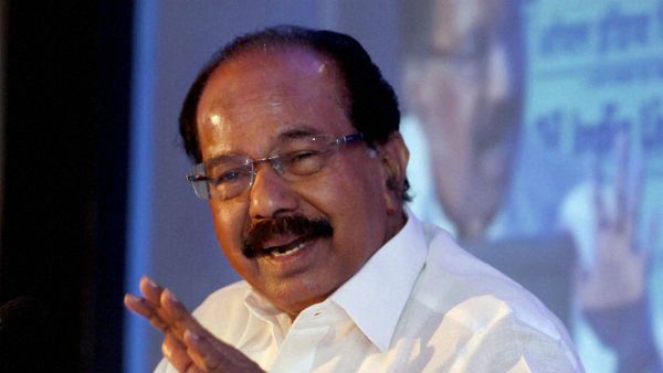 ಶಶಿ ತರೂರ್, ಜೈರಾಮ್ ರಮೇಶ್ ವಿರುದ್ಧ ಹುಲಿಯಂತೆ ಅಬ್ಬರಿಸಿದ ಮೊಯಿಲಿ