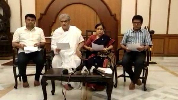 ನೆರೆ ಪರಿಹಾರ ನಿಧಿಗೆ ಧರ್ಮಸ್ಥಳದಿಂದ 25 ಕೋಟಿ ರೂಪಾಯಿ