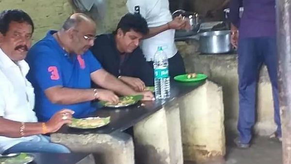 ಶೆಡ್ ಹೋಟೆಲಲ್ಲಿ ಬಿಸಿ ಬಿಸಿ ಬೆಣ್ಣೆ ದೋಸೆ ಸವಿದ ಶಿವಣ್ಣ