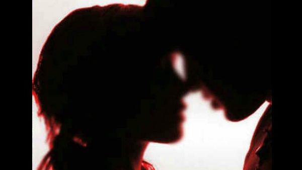 ಅಳಿಯನ ಜತೆಗಿನ ಲೈಂಗಿಕ ಕ್ರಿಯೆ ವಿಡಿಯೋ ವೈರಲ್; ದೂರು ನೀಡಿದ ಅತ್ತೆ