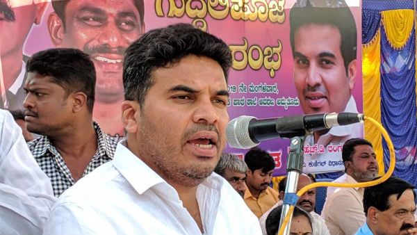 ಡಿಕೆ ಶಿವಕುಮಾರ್ ಹೆಸರಿನಲ್ಲಿ ಪ್ರಮಾಣವಚನ ಸ್ವೀಕರಿಸಿದ್ದ ನಮ್ಮ ಶಾಸಕರ ಬಗ್ಗೆ ಒಂದಿಷ್ಟು