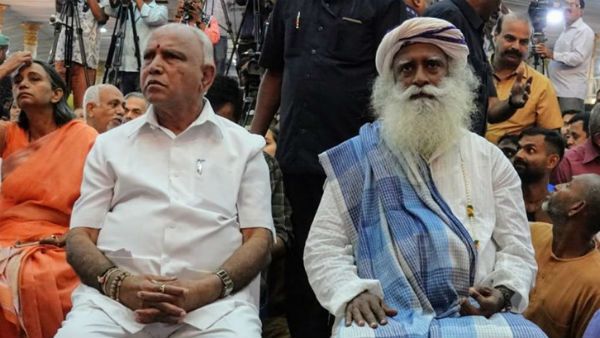 ಗಿಡ ನೆಡಲು ಕೋಟಿಗಟ್ಟಲೆ ಹಣ ಸಂಗ್ರಹ: ಸದ್ಗುರು ವಿರುದ್ಧ ದೂರು