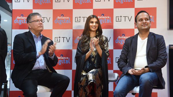 ರಿಲಯನ್ಸ್ ಡಿಜಿಟಲ್‌ನಲ್ಲಿ ಒನ್‌ಪ್ಲಸ್ ಟೀವಿ ಅನುಭವ ಪಡೆಯಿರಿ!