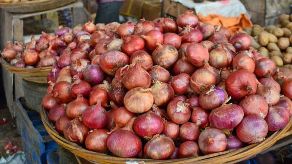 ದಿಢೀರನೆ ಕುಸಿತ ಕಂಡ ಈರುಳ್ಳಿ ಬೆಲೆ, ಈಗೆಷ್ಟಿದೆ?