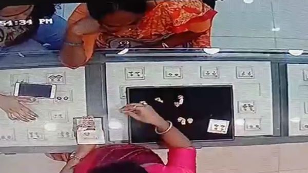 ಶಿವಮೊಗ್; ಸಿಸಿ ಟಿವಿಯಲ್ಲಿ ಸೆರೆಯಾಯ್ತು ಚಿನ್ನ ಕದ್ದವರ ಕೈಚಳಕ