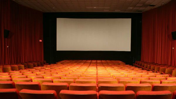 ನರಸಿಂಗರಾಯನೂ, ದೋಸ್ತರೂ ಇಂಗ್ಲಿಷ್ ಪಿಚ್ಚರ್ ‍ಗೆ ಹೋಗಿದ್ದು