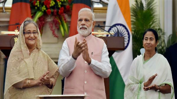 ಐತಿಹಾಸಿಕ ಪಂದ್ಯ ವೀಕ್ಷಿಸಲು ಬಾಂಗ್ಲಾ ಪ್ರಧಾನಿ ಭಾರತಕ್ಕೆ ಆಗಮನ