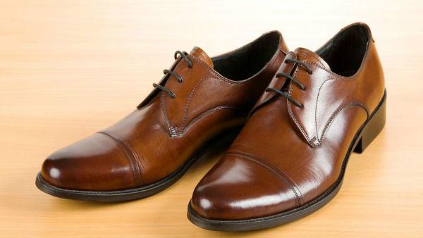 ಚಪ್ಪಲಿ, ಶೂ ಕಳೆದಿದೆ ಹುಡುಕಿಕೊಡಿ ಎಂದು ದೂರು ನೀಡಿದ ಉದ್ಯಮಿ