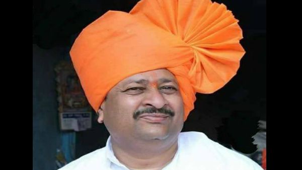 ಡಿಸಿಎಂ ಸ್ಥಾನಗಳನ್ನು ಕೈಬಿಡುವಂತೆ ಸ್ವಪಕ್ಷದ ಶಾಸಕರಿಂದಲೇ ಒತ್ತಾಯ