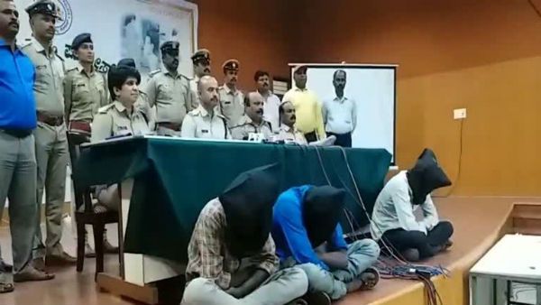 ನಂಜನಗೂಡು ರಾಷ್ಟ್ರೀಯ ಹೆದ್ದಾರಿಗಳಲ್ಲಿ ಬೈಕ್ ನಿಲ್ಲಿಸಿದ್ರೆ ಹುಷಾರ್!