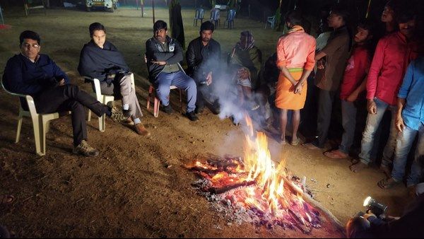 ಕುಗ್ರಾಮದಲ್ಲಿ ಜಿಲ್ಲಾಧಿಕಾರಿ ವಾಸ್ತವ್ಯ, ಗ್ರಾಮಸ್ಥರಲ್ಲಿ ಸಂತಸ