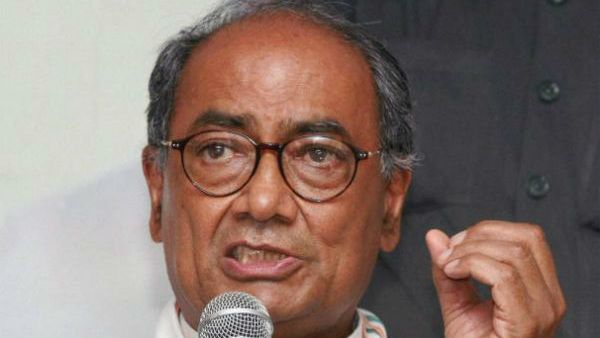 ಪಾಕಿಸ್ತಾನದ ಮುಸ್ಲಿಂಗೆ ಪದ್ಮಶ್ರೀ ಕೊಡುವುದಾದರೆ ಸಿಎಎ ತಂದಿದ್ದೇಕೆ?: ಕಾಂಗ್ರೆಸ್ ವಾಗ್ದಾಳಿ