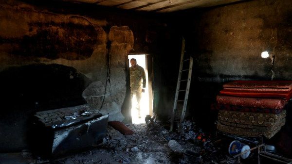 ಶಾಲೆ ಮೇಲೆ ಬಾಂಬ್ ಎಸೆದ ರಕ್ಕಸರು, 30 ವಿದ್ಯಾರ್ಥಿಗಳ ಸಾವು