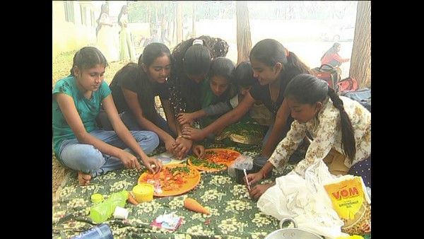 ಕೋಲಾರದಲ್ಲಿ ಬಾಲ್ಯದ ಸಿಹಿ ಹಂಚಿದ ಮಕ್ಕಳ ಹಬ್ಬ