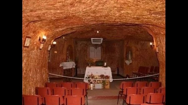 ಭೂಮಿ ಕೆಳಗೆ ಜೀವನ ನಡೆಸುವ ಜನ, ಇದೆ ಕಾರಣ