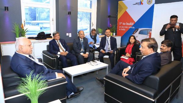 ಹಿಂಜರಿಕೆಯಿಂದ ಸಿಎಂ ಯಡಿಯೂರಪ್ಪ ದಾವೋಸ್‌ಗೆ ಹೋಗಿದ್ಯಾಕೆ?