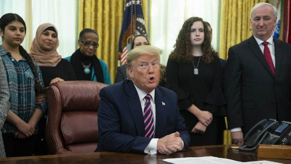 ಡೊನಾಲ್ಡ್ ಟ್ರಂಪ್ ವಾಗ್ದಂಡನೆ: ಸೆನೆಟ್‌ನಲ್ಲಿ ಪ್ರಕ್ರಿಯೆ ಆರಂಭ