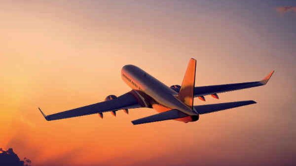 ರನ್‌ ವೇ ಬಿಟ್ಟು ವಿಮಾನ ಓಡಿಸಿ, ಮನೆಗೆ ಹೋದ ಪೈಲಟ್‌ಗಳು!