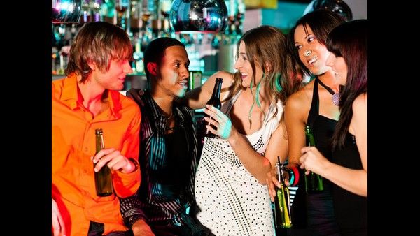 ಪಬ್‌ನಲ್ಲಿ ಯುವತಿ ಟಾಯ್ಲೆಟ್‌ಗೆ ಹೋದಾಗ ವಿಡಿಯೋ ಮಾಡಿದ ನೌಕರ!