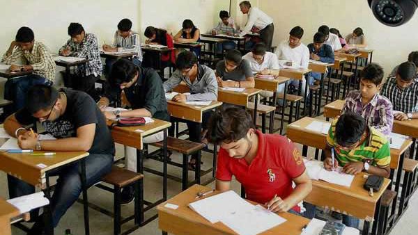 ಬೇಡಿಕೆ ಈಡೇರಿಕೆಗೆ ಒತ್ತಾಯಿಸಿ ಪಿಯುಸಿ ಮೌಲ್ಯಮಾಪನ ಬಹಿಷ್ಕಾರ