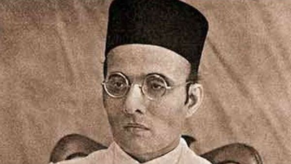 ವೀರ ಸಾವರ್ಕರ್ ಬಗ್ಗೆ ವಿವಾದದ ಕಿಡಿ ಹೊತ್ತಿಸಿದ ಕಾಂಗ್ರೆಸ್ ಬುಕ್ ಲೆಟ್?