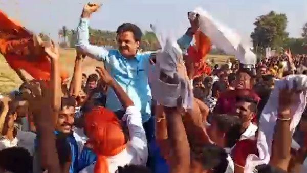 ಭರ್ಜರಿ ಡ್ಯಾನ್ಸ್ ಮಾಡಿದ ತರೀಕೆರೆ ಶಾಸಕರ ವಿಡಿಯೋ ವೈರಲ್