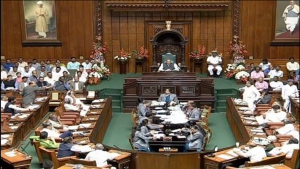 ವಿಧಾನಸಭೆ: ನೂತನ ಸಚಿವರನ್ನು ಪರಿಚಯಿಸಲು ಸಿದ್ದರಾಮಯ್ಯ ಆಕ್ಷೇಪ!