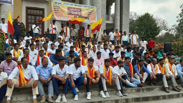 ಬೆಂಗಳೂರಿನಲ್ಲಿ 'ವಲಸಿಗರೇ ಕರ್ನಾಟಕ ಬಿಟ್ಟು ತೊಲಗಿ' ಹೋರಾಟ