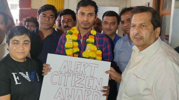 ಕ್ಯಾಬ್ ಡ್ರೈವರ್ ಗೆ ಬಿಜೆಪಿ ಅವಾರ್ಡ್: ಕಾರಣ ಮಾತ್ರ ಬಲುರೋಚಕ