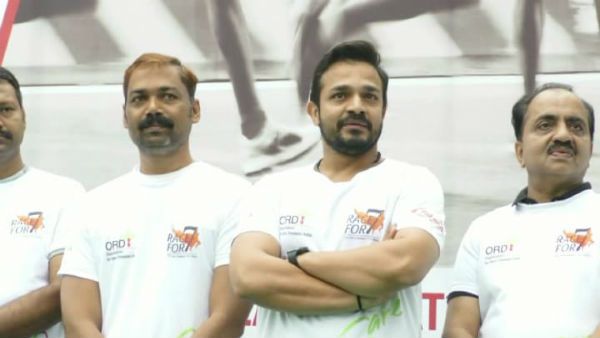 ದಾವಣಗೆರೆಯಲ್ಲಿ ವಾಕಥಾನ್ ಗೆ ಚಾಲನೆ ನೀಡಿದ ನಟ ವಿಜಯ್ ರಾಘವೇಂದ್ರ