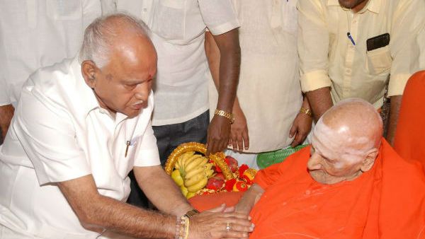 ಮಠಗಳಿಗೆ ನಾಳೆಯಿಂದಲೇ ಅಕ್ಕಿ-ಗೋಧಿ ಸರಬರಾಜು: ಯಡಿಯೂರಪ್ಪ