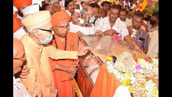 ಪಾಟೀಲ ಪುಟ್ಟಪ್ಪ ನಿಧನ: ಹುಟ್ಟೂರಲ್ಲಿ ಚಿರನಿದ್ರೆಗೆ ಜಾರಿದ ಪಾಪು...