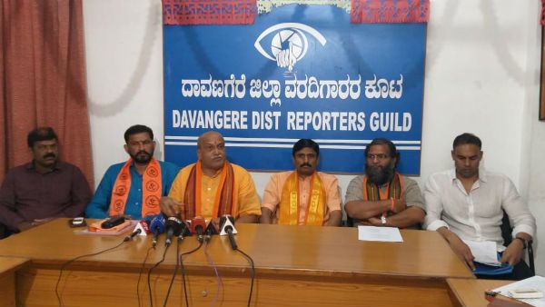 ಕಾನೂನು ಹಿಂದೂಗಳಿಗೆ ಮಾತ್ರವಾ, ಮುಸ್ಲಿಮರಿಗೆ ಇಲ್ವಾ: ಮುತಾಲಿಕ್