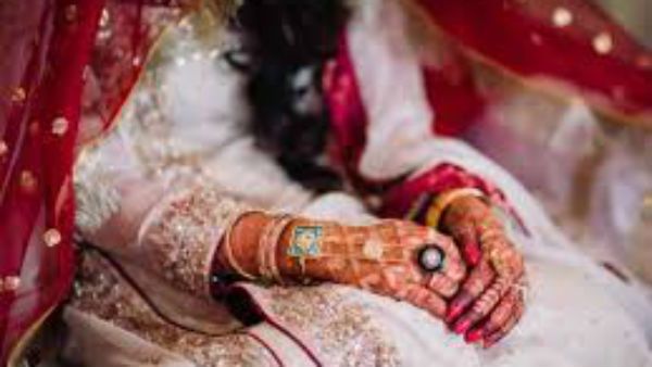 ಕೊರೊನಾ ಕಾಲದಲ್ಲಿ ಫೇಸ್ ಟೈಮ್ 'ನಿಖಾಹ್'; ಹೀಗೂ ಉಂಟು...