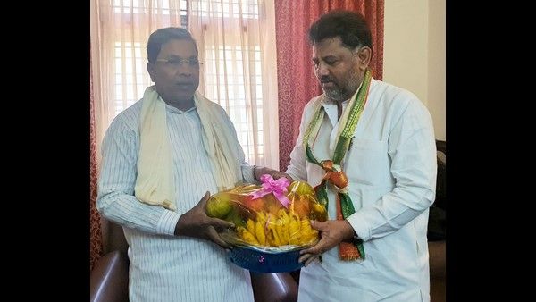 'ಕೊರೊನಾ ವೈರಸ್ ತಡೆಯಲು ಬರಿ ಭಾಷಣ ಬಿಗಿದ್ರೆ ಸಾಲದು, ಪ್ರತ್ಯೇಕ ಬಜೆಟ್ ಮಂಡಿಸಿ'