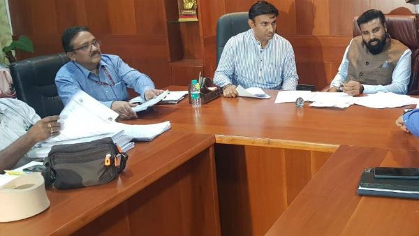 ಕೊರೊನಾ; ಟೆಕ್ಕಿಯ ಸಹೋದ್ಯೋಗಿ ಆಸ್ಪತ್ರೆಗೆ ದಾಖಲು, ಸಚಿವರ ಟ್ವೀಟ್