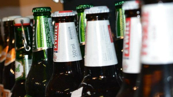 ಮೆಡಿಕಲ್ ಶಾಪ್‌ನಲ್ಲಿ ಬಿಯರ್ ಮಾರಾಟ: ಮಾಲೀಕನ ಬಂಧನ