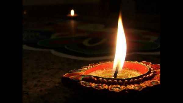 ಅಷ್ಟಕ್ಕೂ ಆ ಭಾನುವಾರ ದೀಪ ಹಚ್ಚಿ ಅಂತಾ ಪ್ರಧಾನಿ ಮೋದಿ ಹೇಳಿದ್ದೇಕೆ?