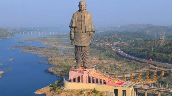 Olxನಲ್ಲಿ ಏಕತಾ ಪ್ರತಿಮೆಗೆ 30 ಸಾವಿರ ಕೋಟಿ ರು ಫಿಕ್ಸ್ ಏಕೆ?