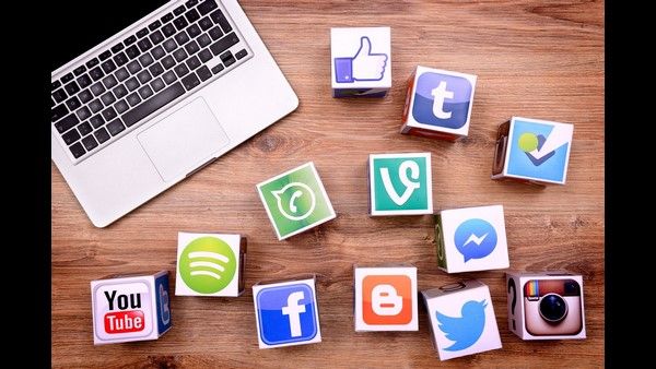 ಅಬ್ಬಬ್ಬಾ.. ಬಿಟ್ರೆ ದೇವರಿಗೂ ಏನಾದ್ರು ವೈರಸ್ ಅಂಟಿಸಿ ಬಿಟ್ಟಾರು, ಈ ಫಟಿಂಗ್ರು