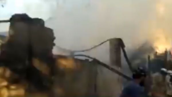 ಬೆಂಗಳೂರು: ಶಿವಾಜಿನಗರದ ಬಂಬೂ ಬಜಾರ್‌ನಲ್ಲಿ ಭಾರಿ ಅಗ್ನಿ ಅವಘಡ