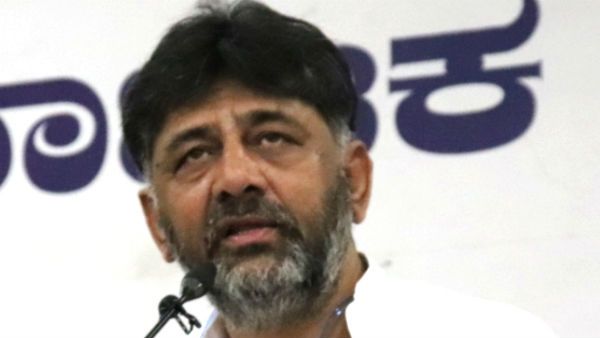 ದೂರದಿಂದಲೇ ಹಾರೈಸಿ: ಕೆಪಿಸಿಸಿ ಅಧ್ಯಕ್ಷ ಡಿ.ಕೆ. ಶಿವಕುಮಾರ್ ಮನವಿ!