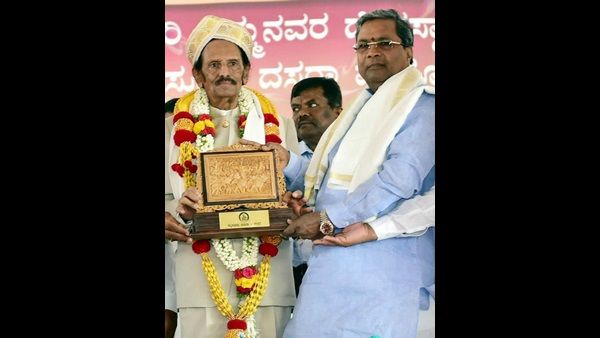 ಸಿದ್ದರಾಮಯ್ಯನವರ ಅವಧಿಯಲ್ಲಿ ಮೈಸೂರು ದಸರಾ ಉದ್ಘಾಟಿಸಿ ನಿಸಾರ್ ಅಹಮದ್ ಹೇಳಿದ್ದು ಹೀಗೆ..