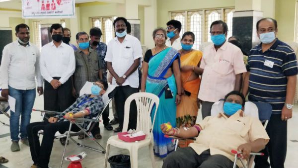 ಕೊರೊನಾ: ರಾಮನಗರದಲ್ಲಿ ಆರ್ಯ ವೈಶ್ಯ ಸಮಾಜದಿಂದ ರಕ್ತದಾನ